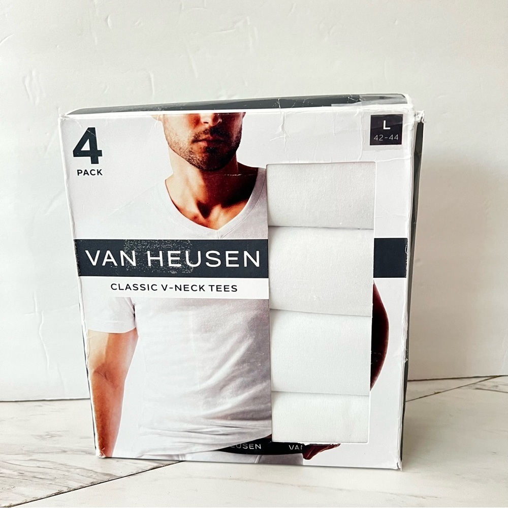 Van Heusen Men's Classic V-Neck Tees Size Large (42-44) 4 Pack White